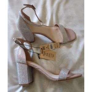 Madden NYC ankle strap heels size 9 antimocrobial comfort foam insoles